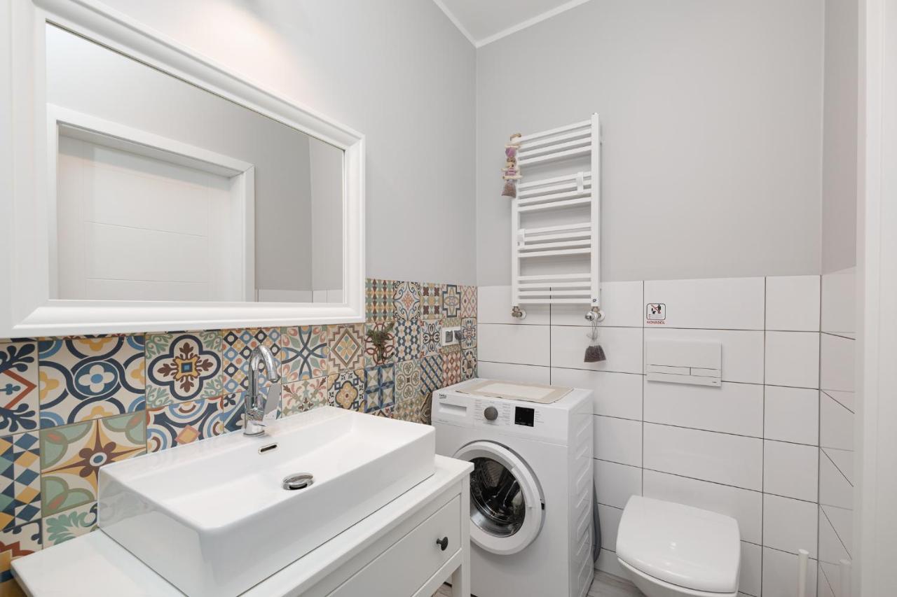 Apartament Prowansalski Apartment เรวัล ภายนอก รูปภาพ